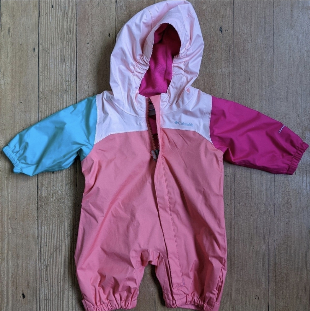 Columbia baby rain/wind suit